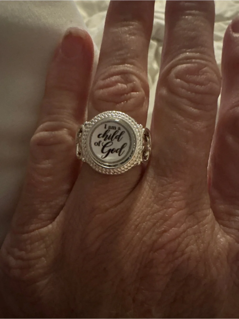 Silver-toned Inspirational 'I Am a Child of God' Statement Ring